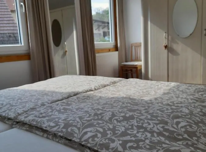 Land-haeusle Casa de Férias *